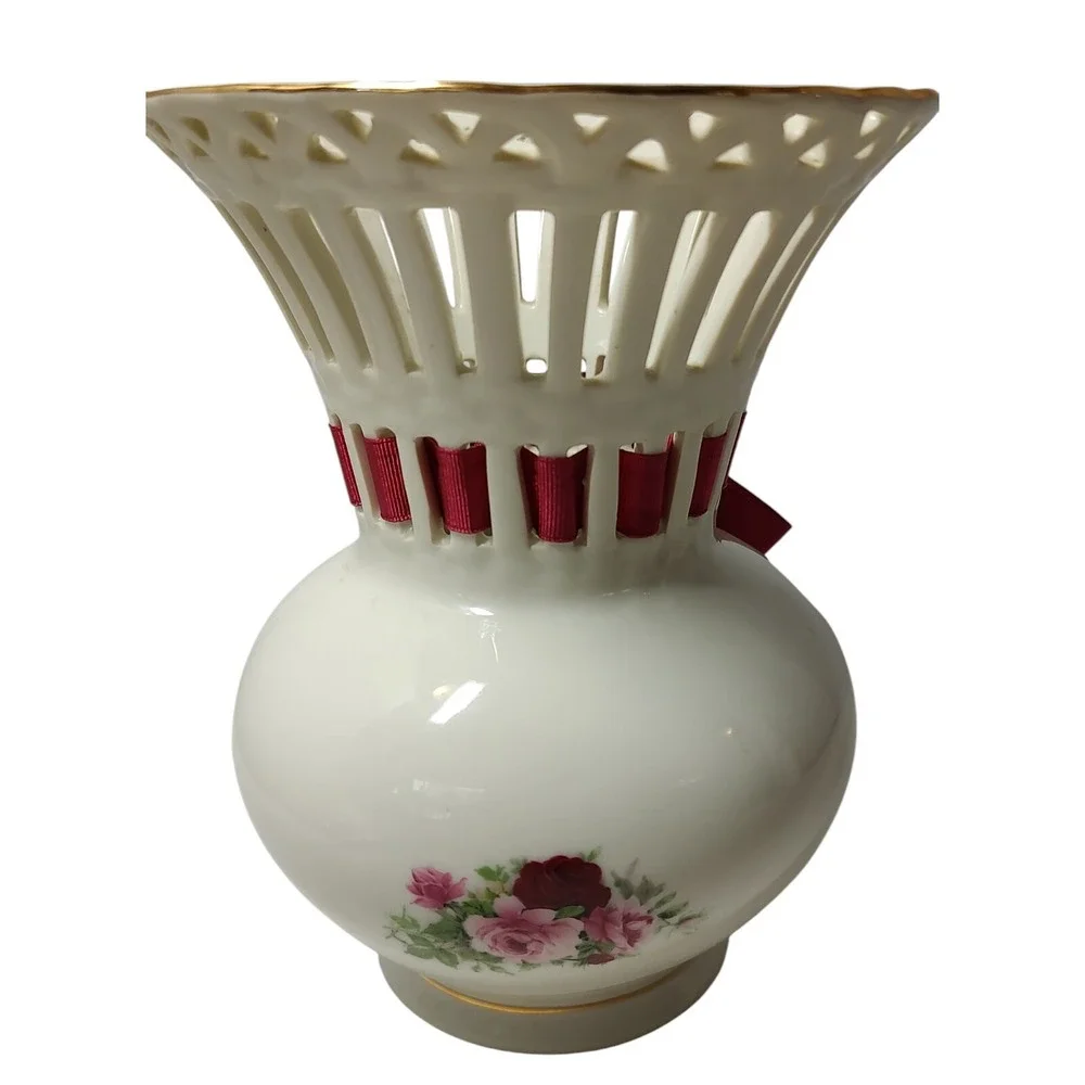 Formalities‎ by Baum Bros Reticulated Vase Rose 1980s Vintage 7.5 Inches